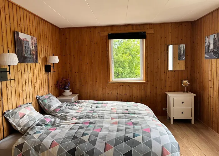 Eskaerhus Pa Tasinge, Taet Pa Svendborg - Afdeling Med Egen Indgang